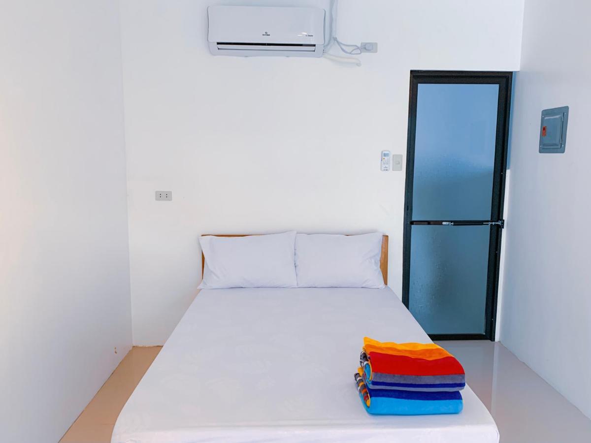 Alesseo Hostel Tiniguiban Esterno foto